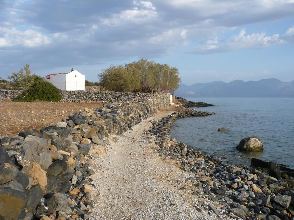 Elounda Island Villas Exterior photo
